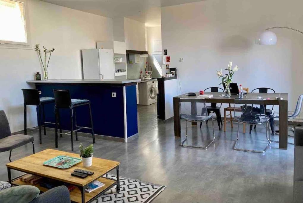 Appart 70M2 T3 Cosy Calme Et Spacieux Idealement Situe Sète Buitenkant foto